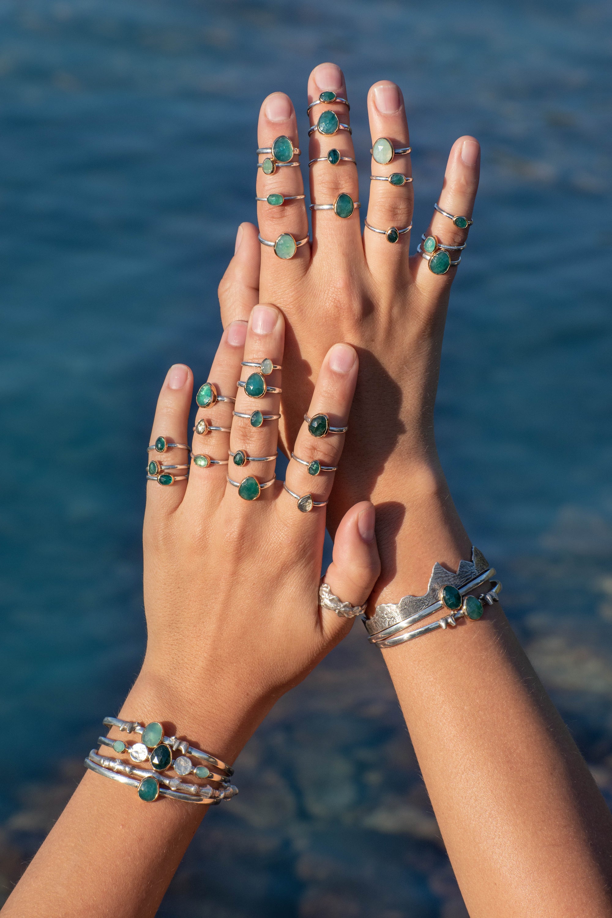 Grandidierite Stacking Ring